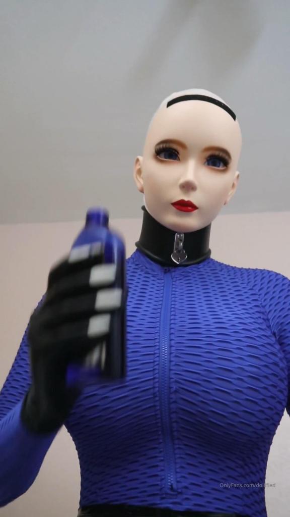Kaya  （Jul 26, 2023） 出自:dollified<br>1.) Slip mask over doll head<br>2.) Gag and blindfold<br>3.) Unzip big doll titties<br>4.) Vibrate rubber pussy