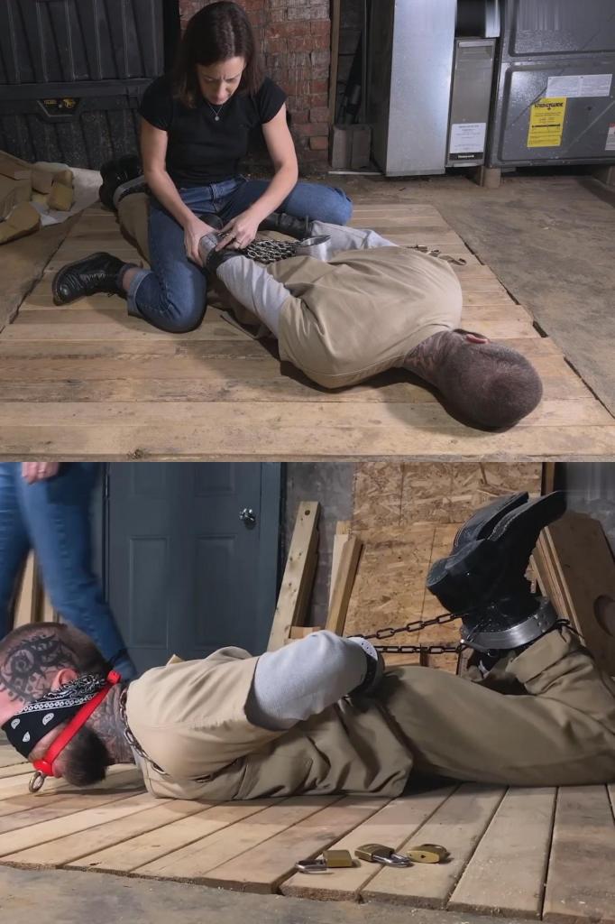 Heavy Metal Hogtie - Heavy and Elise Graves - Elise takes her prisoner to the basement for an extrem Heavy Metal Hogtie - Heavy and Elise Graves - Elise takes her prisoner to the basement for an extremely SECURE metal hogtie and huge gag that is locked to the floor!艾莉丝想和囚犯“重装”单独待一会儿，地点就在监狱的地下室。虽然地下室潮湿肮脏，但对艾莉丝来说却是随心所欲、为所欲为的完美场所！艾莉丝先用一个又粗又紧的金属脚镣将“重装”的脚踝牢牢固定住。仅仅戴上这个脚镣，“重装”就动弹不得，他根本无法站立、行走，甚至连膝盖都很难分开。接下来，艾莉丝又给他戴上了一副极其独特、夸张到极致的多链手铐。每副手铐都又粗又紧，而且由十二条链子连接在一起！艾莉丝还不满足于这种程度的束缚，于是她又拿来一条更长的链子，绕在“重装”的肩膀上，做成一个束缚带，将“重装”的手腕和脚踝都高高地绑在背后，形成一个紧紧的捆绑。最后，艾莉丝对金属束缚的程度感到满意，但她接下来又蒙住了“重炮手”的眼睛，用一个巨大的硅胶口塞堵住了他的嘴，并在“重炮手”脸前的地板上钻了一个硬钉，以便将口塞固定住。不用说，“重炮手”现在彻底完蛋了，正合艾莉丝的心意。Elise wanted some private time with inmate Heavy down in the prison’s basement. Though the basement is damp and dirty, it’s the perfect setting for Elise to have her way with Heavy - in the way that she wants! Elise begins by totally securing Heavy’s ankles together by one very thick and restrictive metal ankle cuff. Just with this on, Heavy is fucked, as they are unable to stand, walk, or even separate their knees much at all. Next, Elise adds a very unique, extremely over-the-top, multi-chain set of wrist shackles. Each wrist shackle is thick and restrictive, and they are connected by TWELVE chains! Elise is not yet content with this level of restriction, so she gets a longer chain to wrap around Heavy’s shoulders, creating a harness upon which to bring up Heavy’s wrists high in the back, as well as Heavy’s ankles, creating a tight hogtie. Finally, Elise is satisfied with the level of metal bondage restriction, though she next blindfolds Heavy, gags Heavy with a huge silicone gag, and drills a hard point into the floor right in front of Heavy’s face, in order to lock the gag to. Needless to say, Heavy is extra fucked now, just how Elise desires.