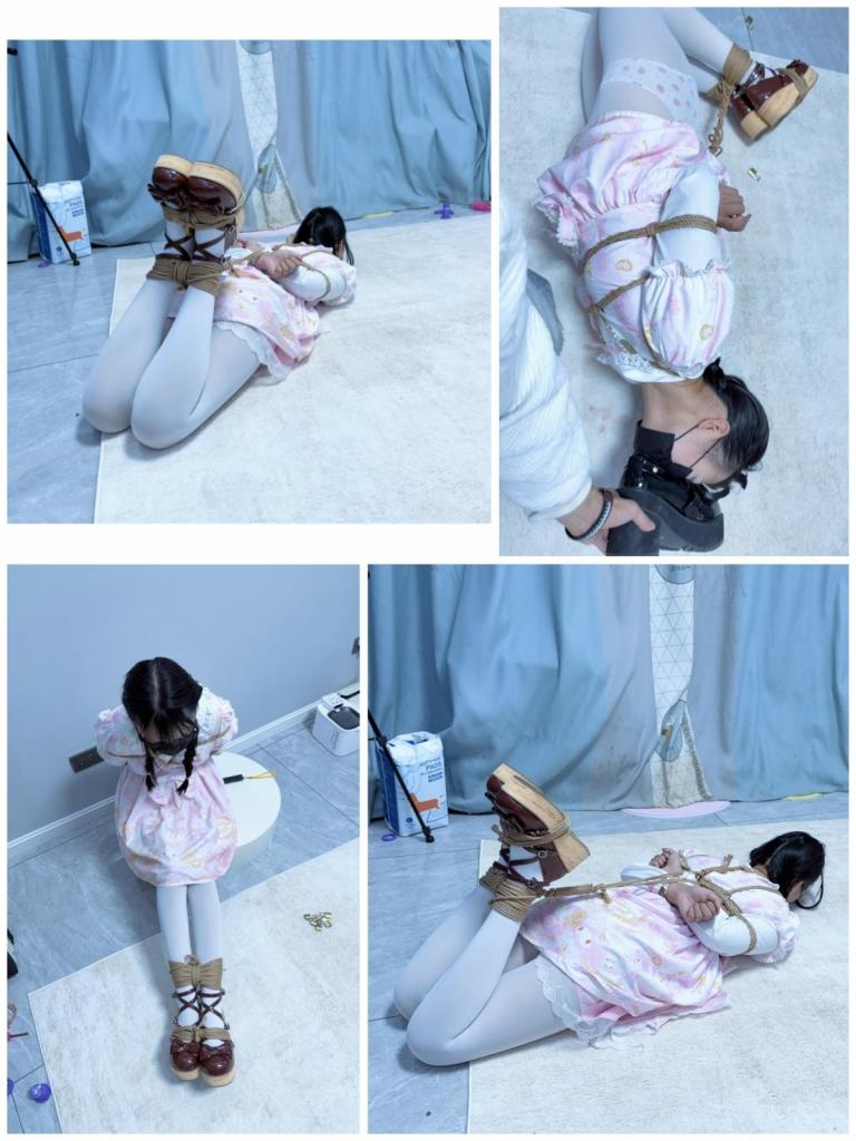 【咕咕1011】lo娘のDID逃生挑战2-驷马移动测试篇（3种姿势卖力挣扎移动、闻鞋气味惩罚、采访感受）【1h纯精华】 【接上集咕咕1010脱缚挑战失败】<br>脱缚挑战失败后，我们的惩罚环节也来啦：本来是束缚来回蹦50次的体力压榨，但是在片头赠送内容可以发现硬底小皮鞋跳起来动静太大了，所以换成驷马移动能力测试：准备了5把锁（也就是前作束缚糖糖的锁），糖糖需要在驷马的姿势下卖力挣扎移动，分别用趴姿驷马、侧姿驷马、仰姿驷马三种姿势分三次运锁到另一端！<br>三种姿势风味各有不同，驷马爱好者一次看个爽！<br>趴姿驷马：面朝下的俯卧驷马，规定必须面朝下移动。无论是转向还是前进都只能靠肩膀发力膝盖摇晃一点点向前蹭缓慢挪动。<br>侧姿驷马：规定在驷马状态下只能侧身移动。通过扭动脚腕、绷紧放松连接手脚的驷马绳提供动力来源。<br>仰头驷马：规定背部必须接触地面，相对轻松，可以动过脚掌接触地面踮脚伸直双腿后用手掌支撑背部来达到移动的效果。<br>惩罚环节：找到妹子旅游时穿了半个月的战损版小皮鞋扣在头上强制闻鞋。<br>采访环节：采访感受结尾。<br>---------------------------<br>服装：洛丽塔、lolita、透胖次白裤袜、硬底小皮鞋<br>束缚方式：驷马躜蹄、脚腕16道绳束缚 绑脚掌、小皮鞋 后手小高手缚。<br>玩法：脱缚挑战-移动能力测试 采访感受。<br>时长：1小时，不含束缚过程，纯精华内容。<br>-----------------------------------<br>定拍、妹子体验应聘QQ3135427957 X：@bondageBAI<br><span style='color:#b0b0b0;'>[隐藏文字，购买后可见]</span>