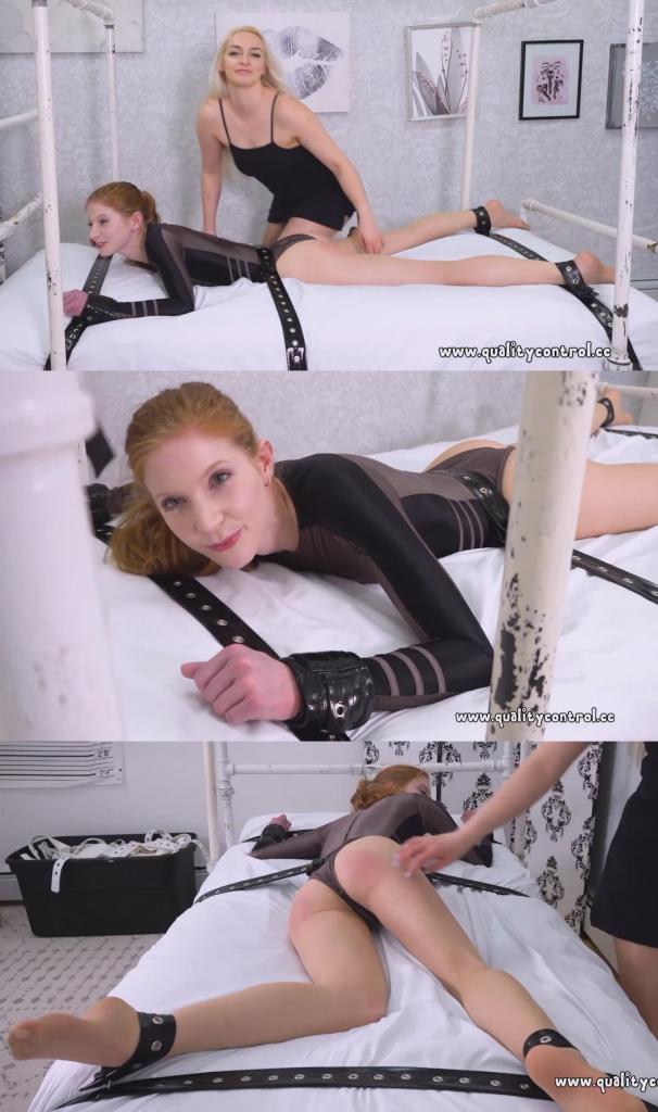 2026-06-04  Scene 2: Elle 曼迪把艾莉脸朝下、屁股朝上固定住，让她动弹不得，完全不知道接下来会发生什么。是一巴掌？震动棒？还是挠痒痒？我们拭目以待。Face down, ass up, Mandy has Elle fixated in place so that she doesn't know what coming next. A slap? A vibrator? Tickling? We'll see.
