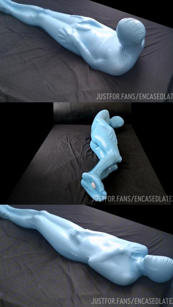 Working up a sweat in my light blue skinsack, which leads to the inevitable conclusion. 出自:encased<br>Working up a sweat in my light blue skinsack, which leads to the inevitable conclusion.<br>在我浅蓝色的皮包里流汗，这就得出了不可避免的结论。