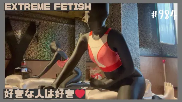 【ゼンタイ】黒のZENTAIの上にアモレシーを着用No.984 这一次，第一部分没有音频。<br>我想人们喜欢这种光滑的质感和声音。  <br>用指尖小心地抚摸她，从乳头到胯部。  