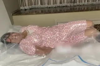 【金币福利】窒息NUMB 8 肉感丰满连衣裙人妻熟女 多层透明敷贴 极限晕厥昏迷 超紧真空袋 敷贴封嘴 超紧真空袋，叫不出声也说不了安全词...<br>#窒息 #呼吸控制 #晕厥 #闷绝 #昏厥 #昏迷<br>#Suffocation #Respiratory Control #Patch #Fainting #coma #breathless #breathplay #breath play<br>#窒息 #呼吸制御 #気絶 #昏睡 #ビニール袋 #Plastic Bag #塑料袋<br><br>#人妻 #熟女 #敷贴 #极限窒息 #晕厥 #裸腿 #控制 #真空袋<br>#Wife #Mature Woman #Apply #Extreme Suffocation #Fainting #Bare Legs #Control #Vacuum Bag<br>#人妻 #熟女 #パッチ #極限窒息 #失神 #裸足 #制御 #真空袋