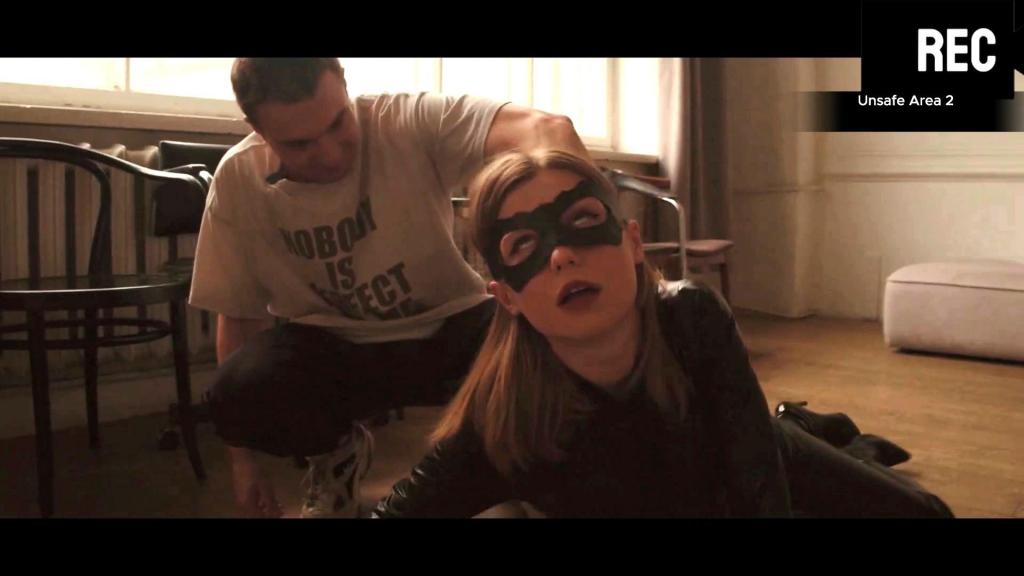 Unsafe Area Part 2 Superheroine defeated by her enemy. <span style='color:#b0b0b0;'>[隐藏文字，购买后可见]</span>