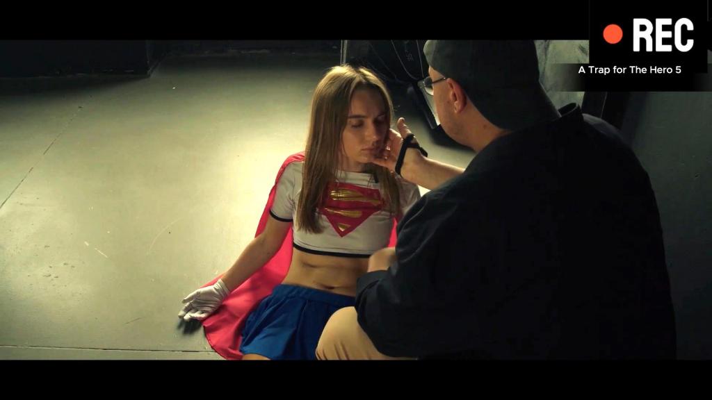 A Trap for The Hero 5 Superheroine defeated by her enemy. <span style='color:#b0b0b0;'>[隐藏文字，购买后可见]</span>