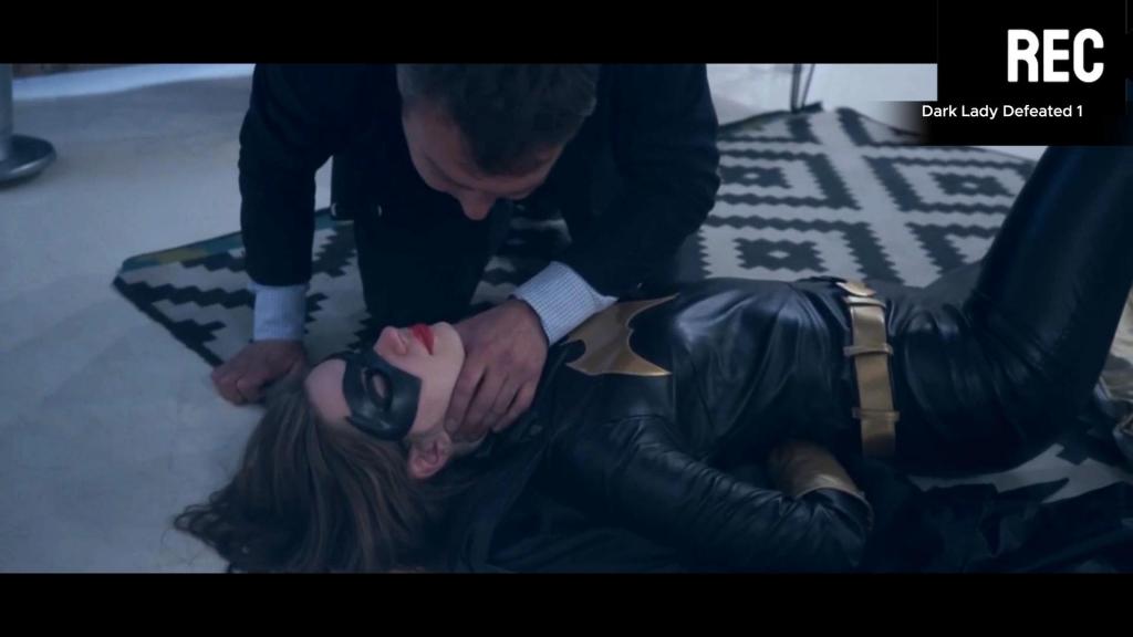Dark lady Defeated 1 Superheroine defeated by her enemy. <span style='color:#b0b0b0;'>[隐藏文字，购买后可见]</span>