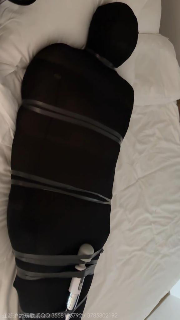 【近期线下】堵嘴挑战结束了，感谢参与的十几名同好，猛男警告，介意勿喷！ 堵嘴挑战是暑假促销活动，后面没了，但不代表你约玩的时候不能选择严密堵嘴的选项<br>解压密码youshou