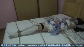 【新月原创】【红豆COS王者瑶妹合集1-4】同好定拍短剧 红豆COS的瑶妹被各种欺负G 【新月工作室】定拍交流QQ：3104988182，2389316626 备用1003187439<br>【出原味妹子】3104988182 小洛（红豆）2389316626，366700880玉箫 2019384890 佳怡 2633257891琳媚<br>本合集为【红豆】COS王者瑶妹的个人作品4部合集，全部都是本站内发布过的，大家请看过封面之后，在决定是否购买。作品内容为红豆作为COS瑶妹各种被欺负的系列。原价四部60钻左右，现在特价合集25钻，大家觉得划算的请多多支持。保管库在线版为四部合在一起的长剧。