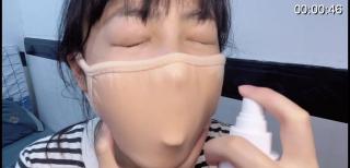 素人原创莫代尔口罩呼吸控制 水刑喷湿莫代尔口罩，伸舌头，口水双重浸湿，垂涎三尺